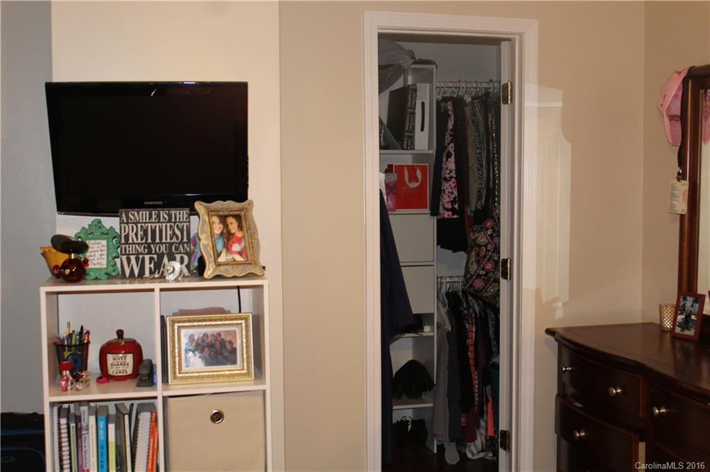 Autumn Cove At Lake Wylie - Residential