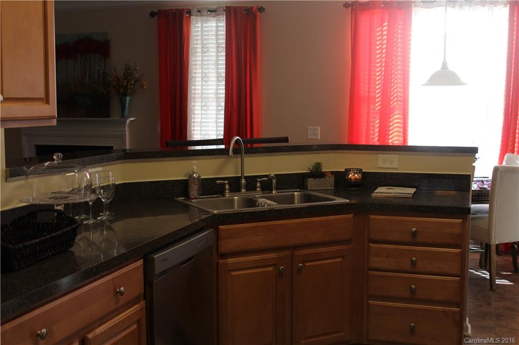 Autumn Cove At Lake Wylie - Residential