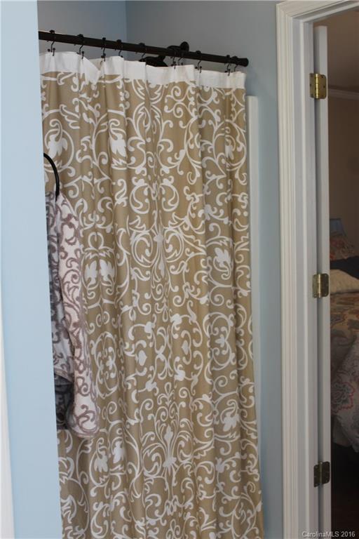 Autumn Cove At Lake Wylie - Residential