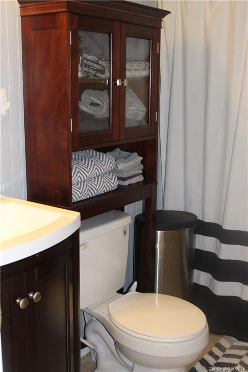 Autumn Cove At Lake Wylie - Residential