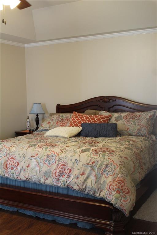 Autumn Cove At Lake Wylie - Residential