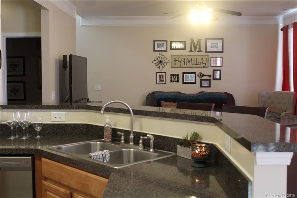 Autumn Cove At Lake Wylie - Residential