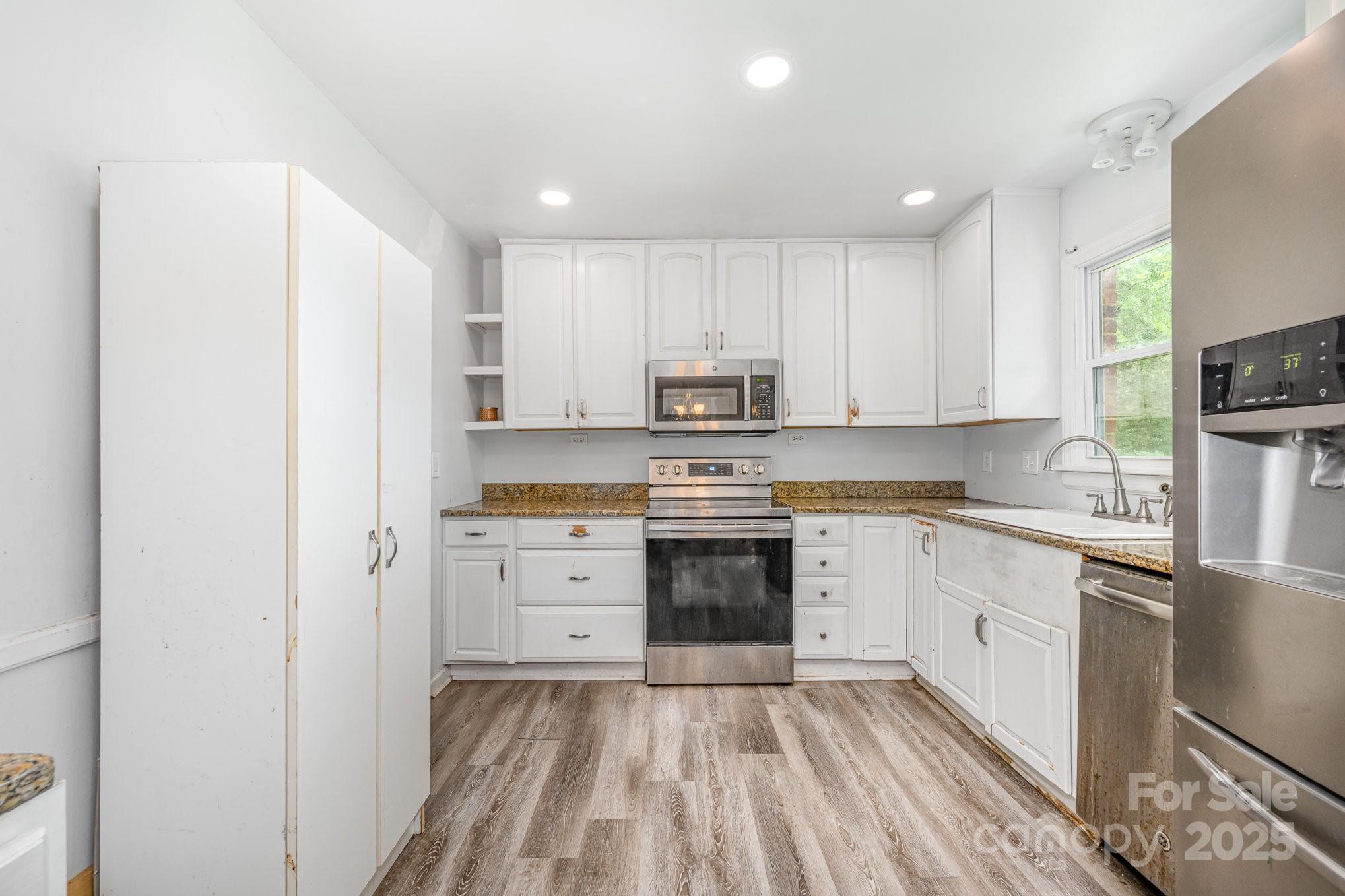 Hampshire Hills - Residential