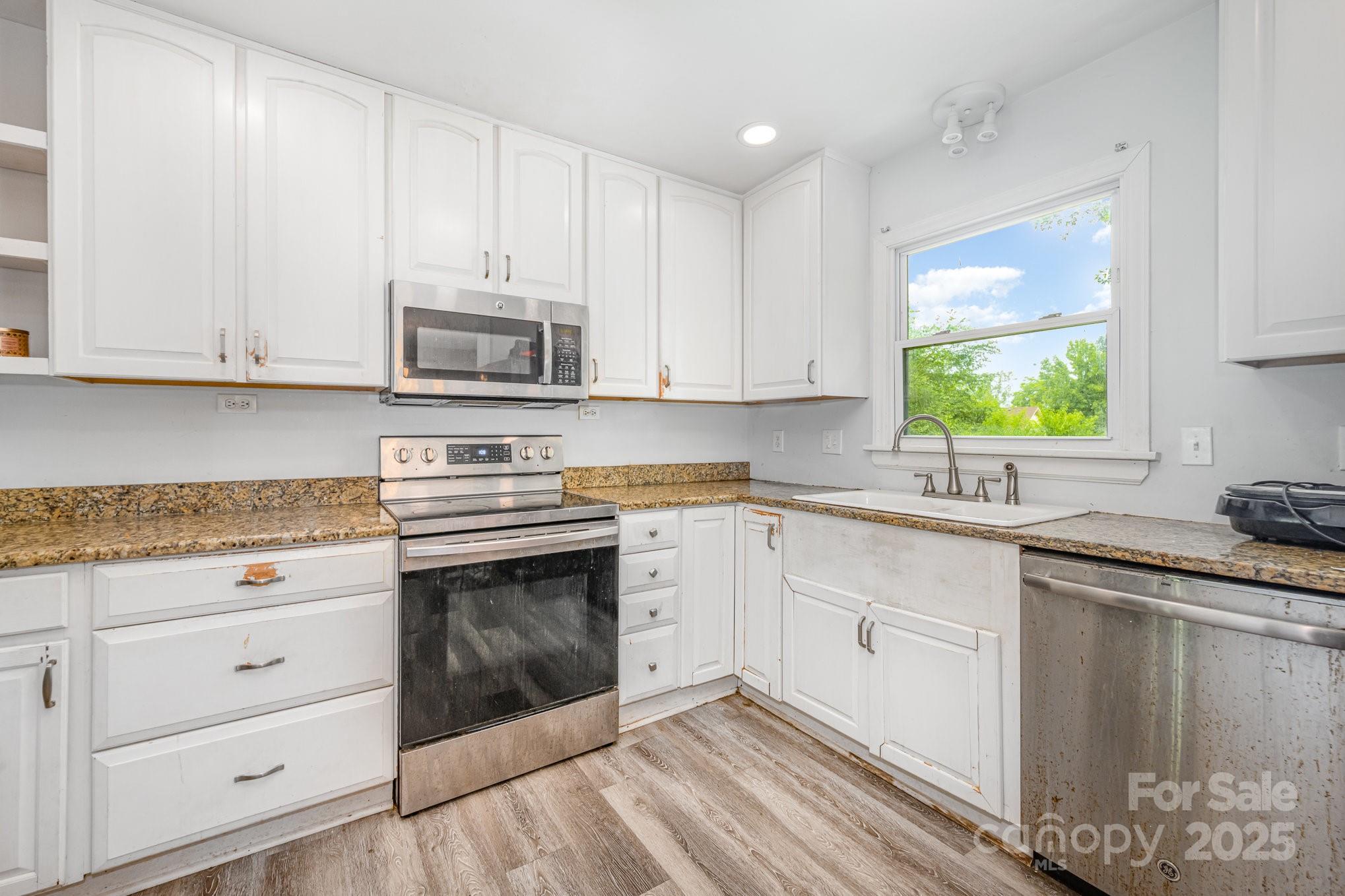 Hampshire Hills - Residential