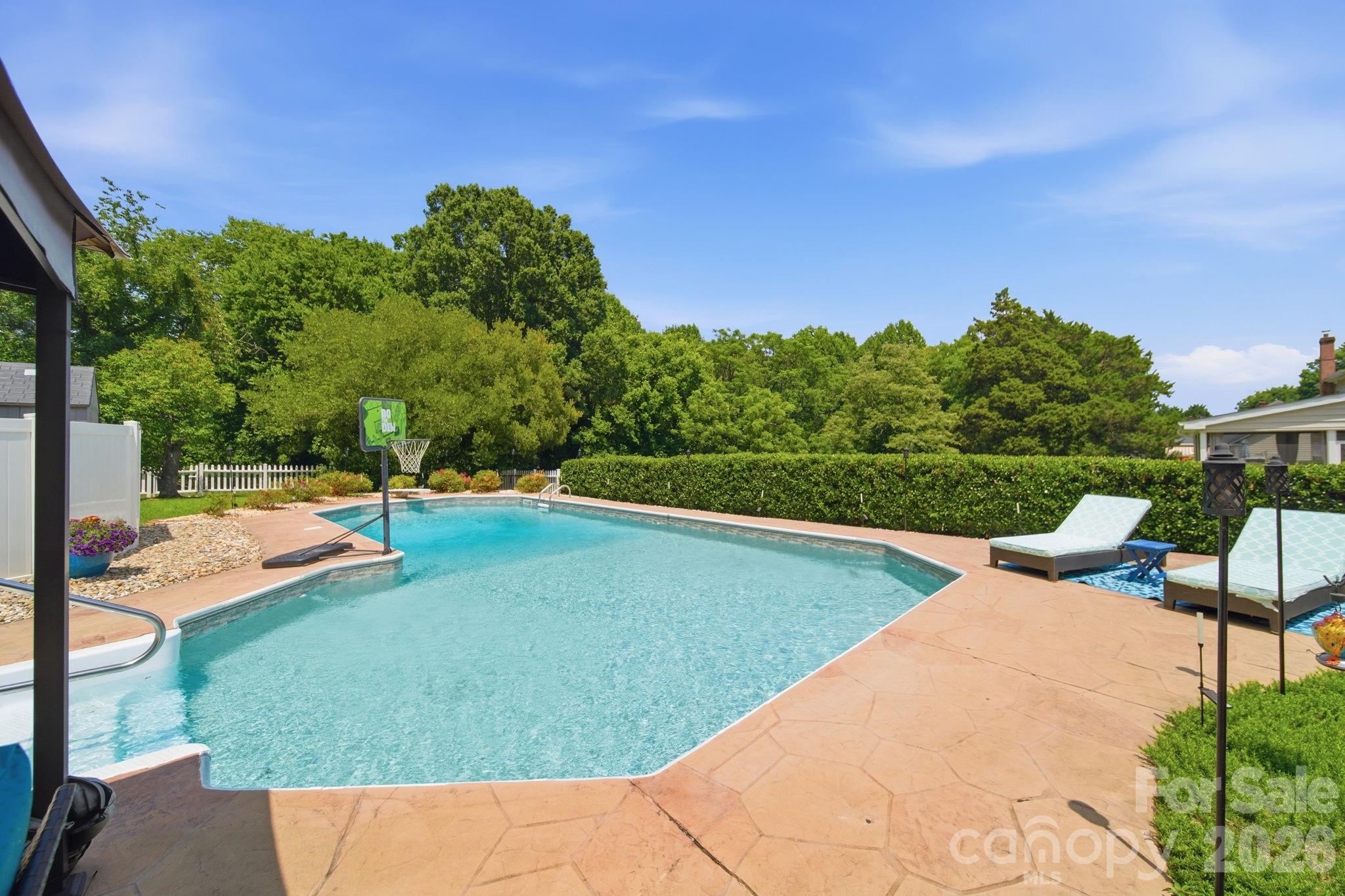 206 Pamlico Lane