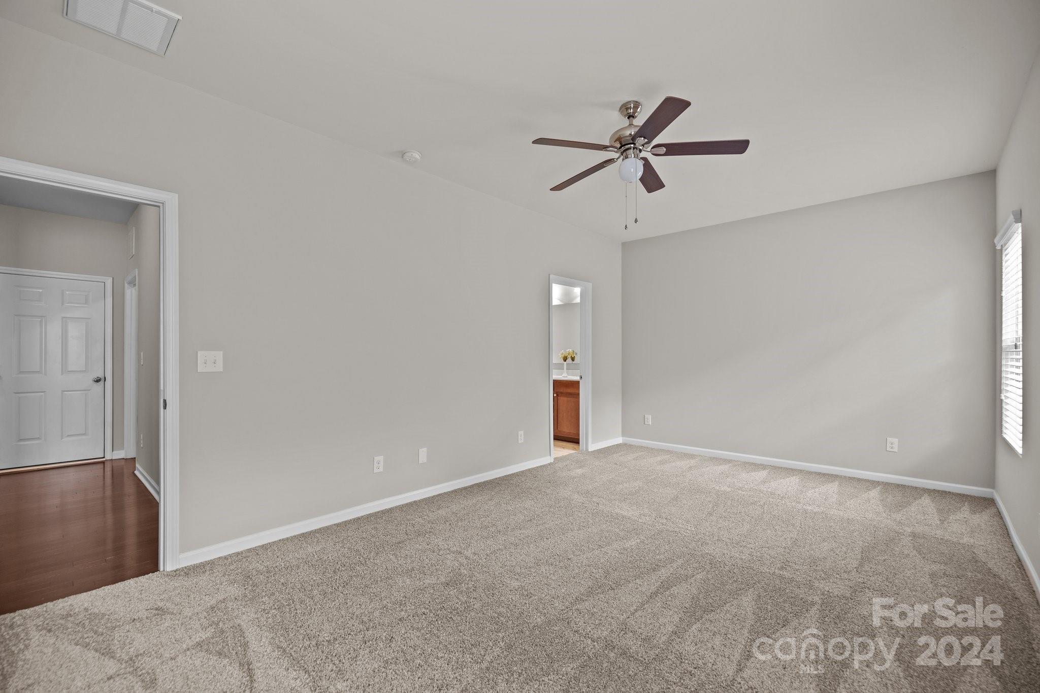 Ellis Pond - Residential