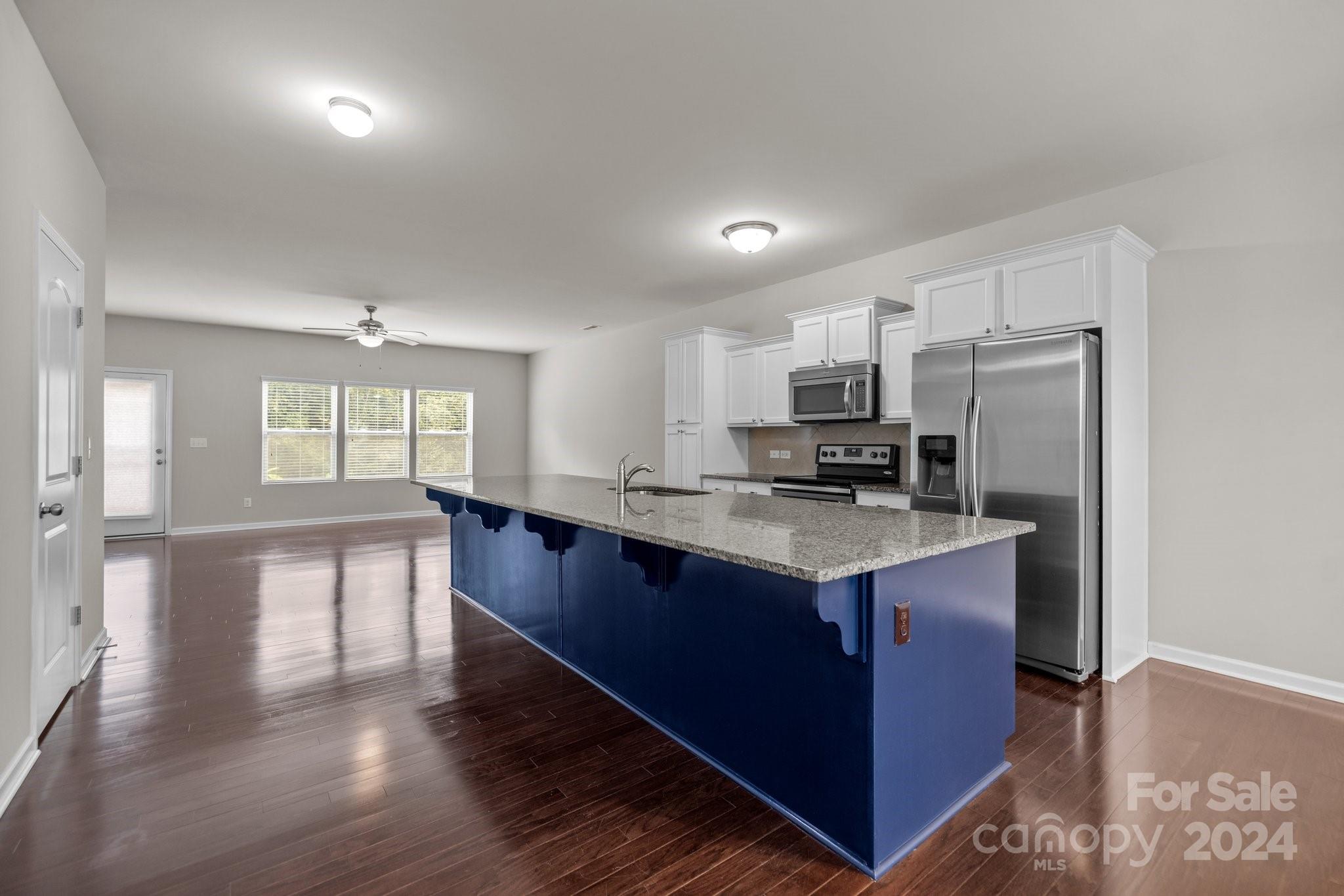 Ellis Pond - Residential