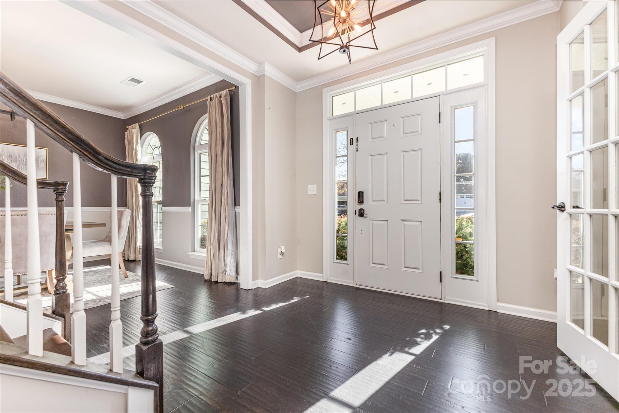 11523 Warfield Avenue