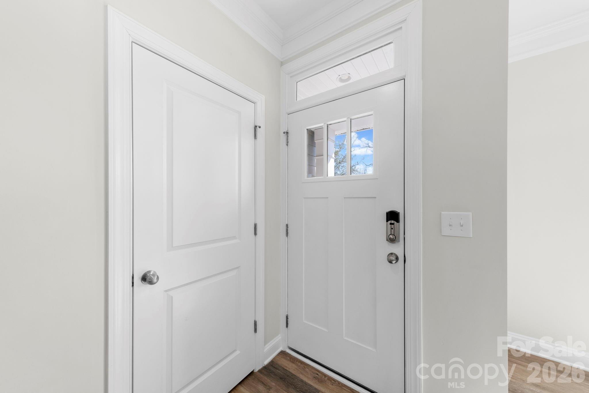 The Enclave at Davis Lake - Residential