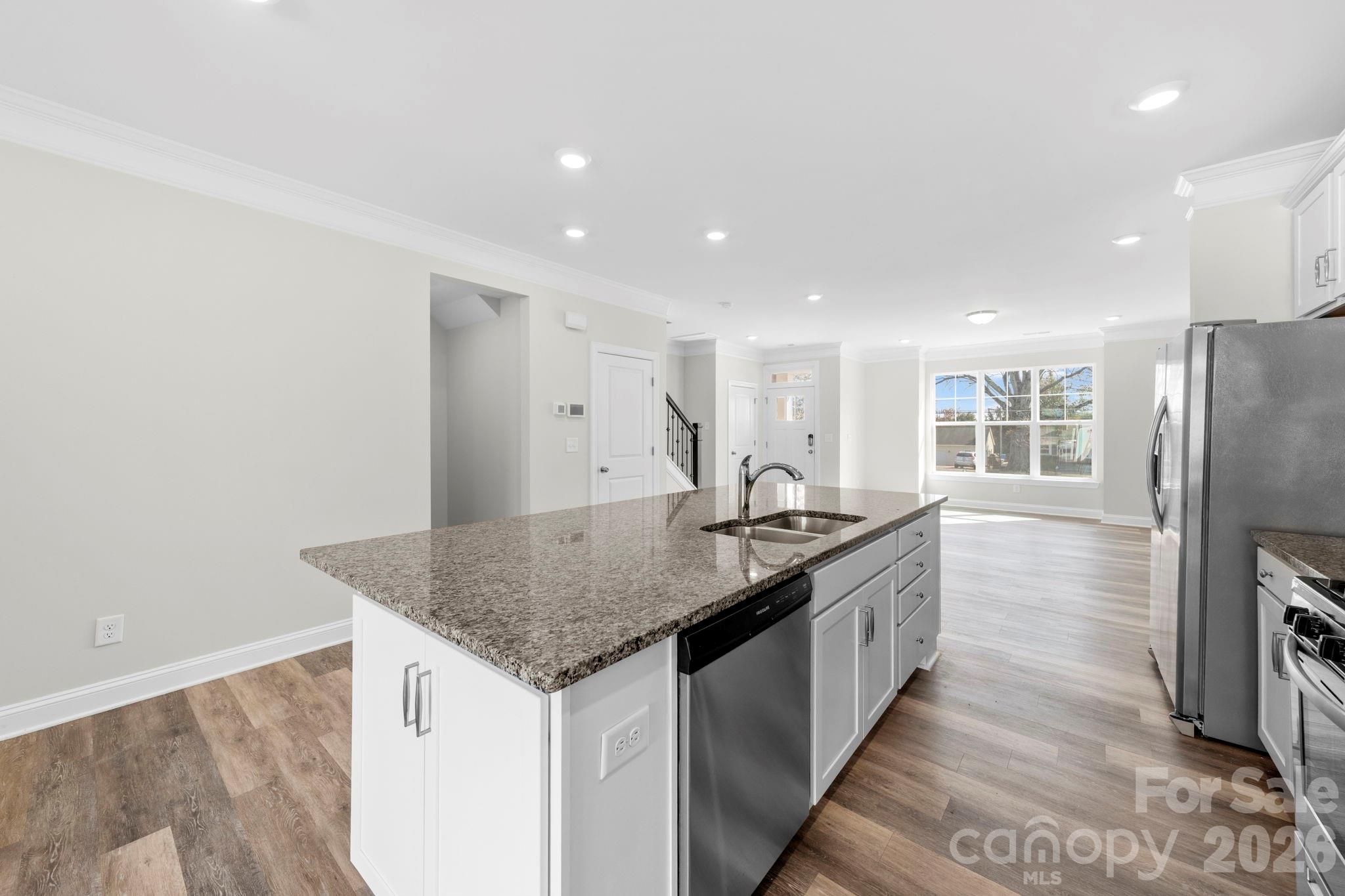 The Enclave at Davis Lake - Residential