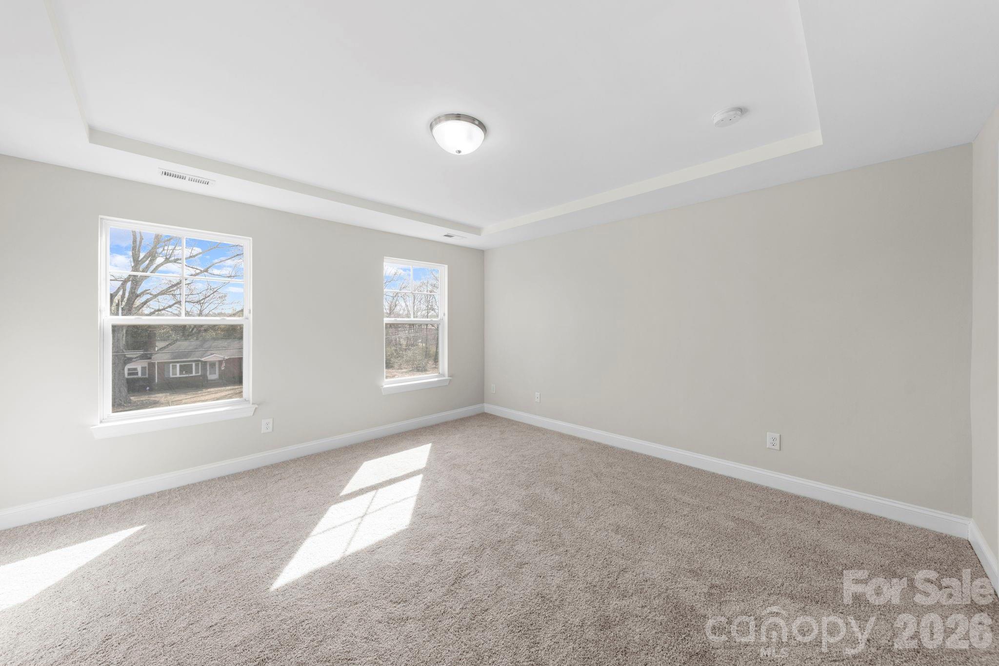 The Enclave at Davis Lake - Residential