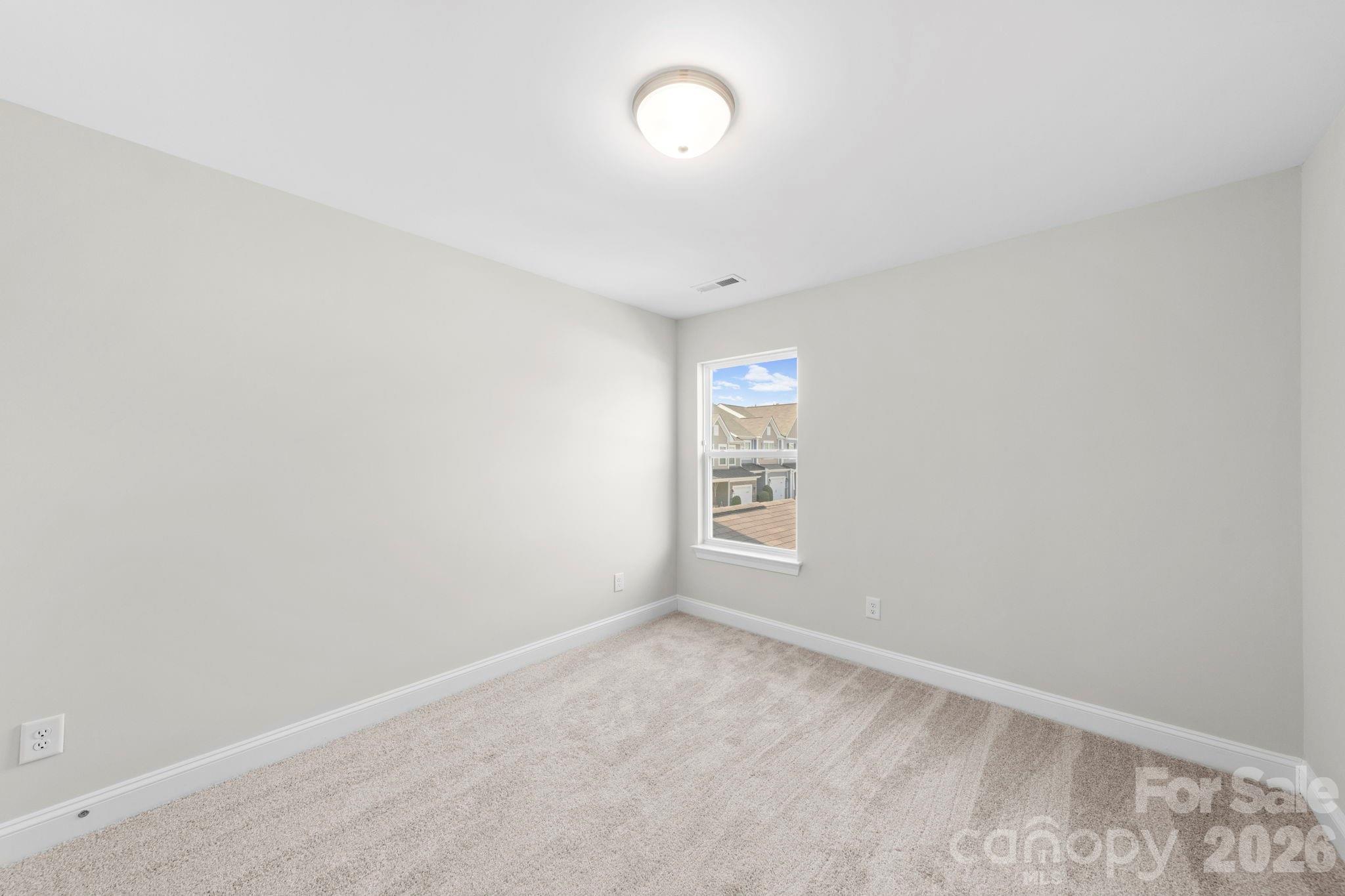 The Enclave at Davis Lake - Residential