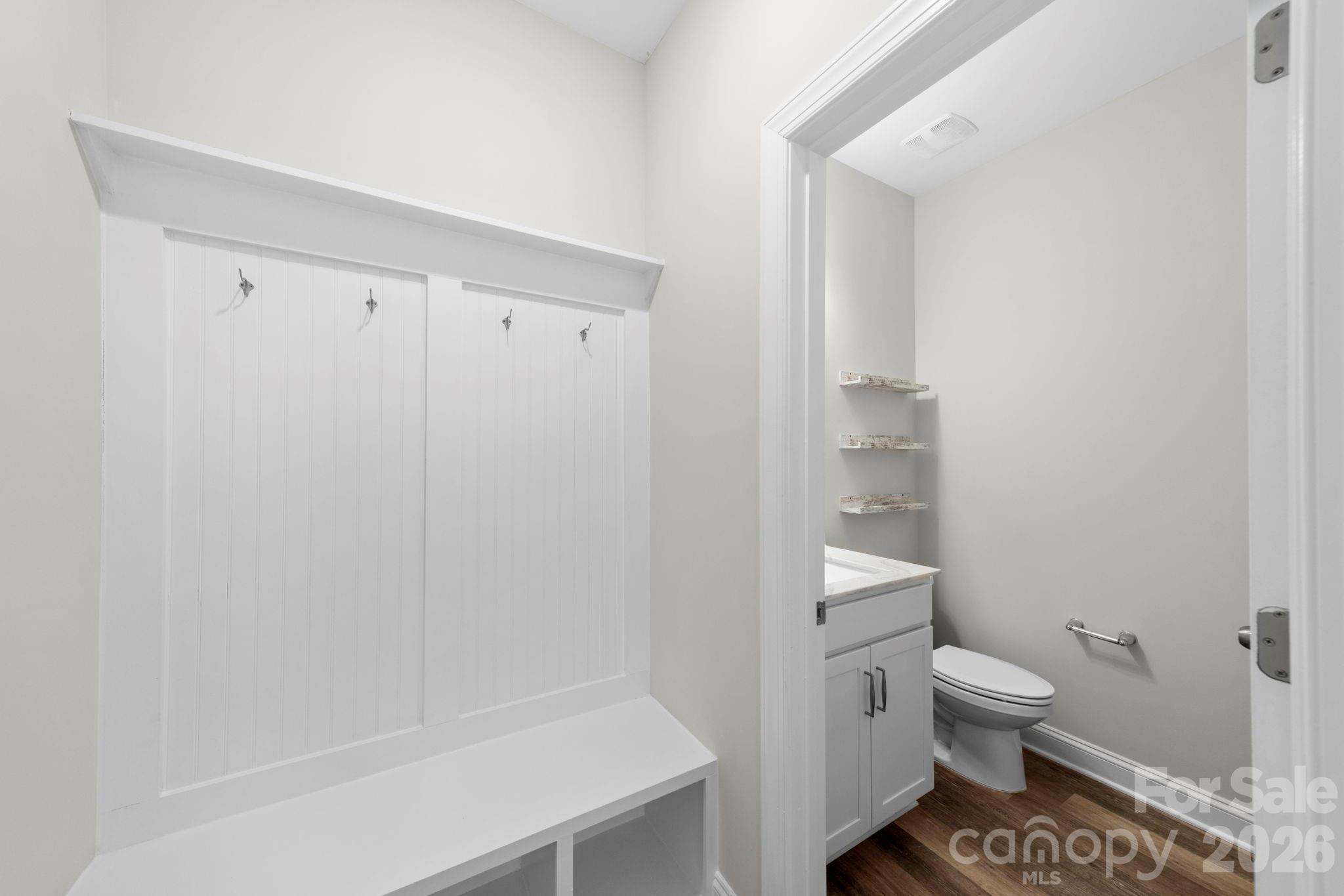 The Enclave at Davis Lake - Residential