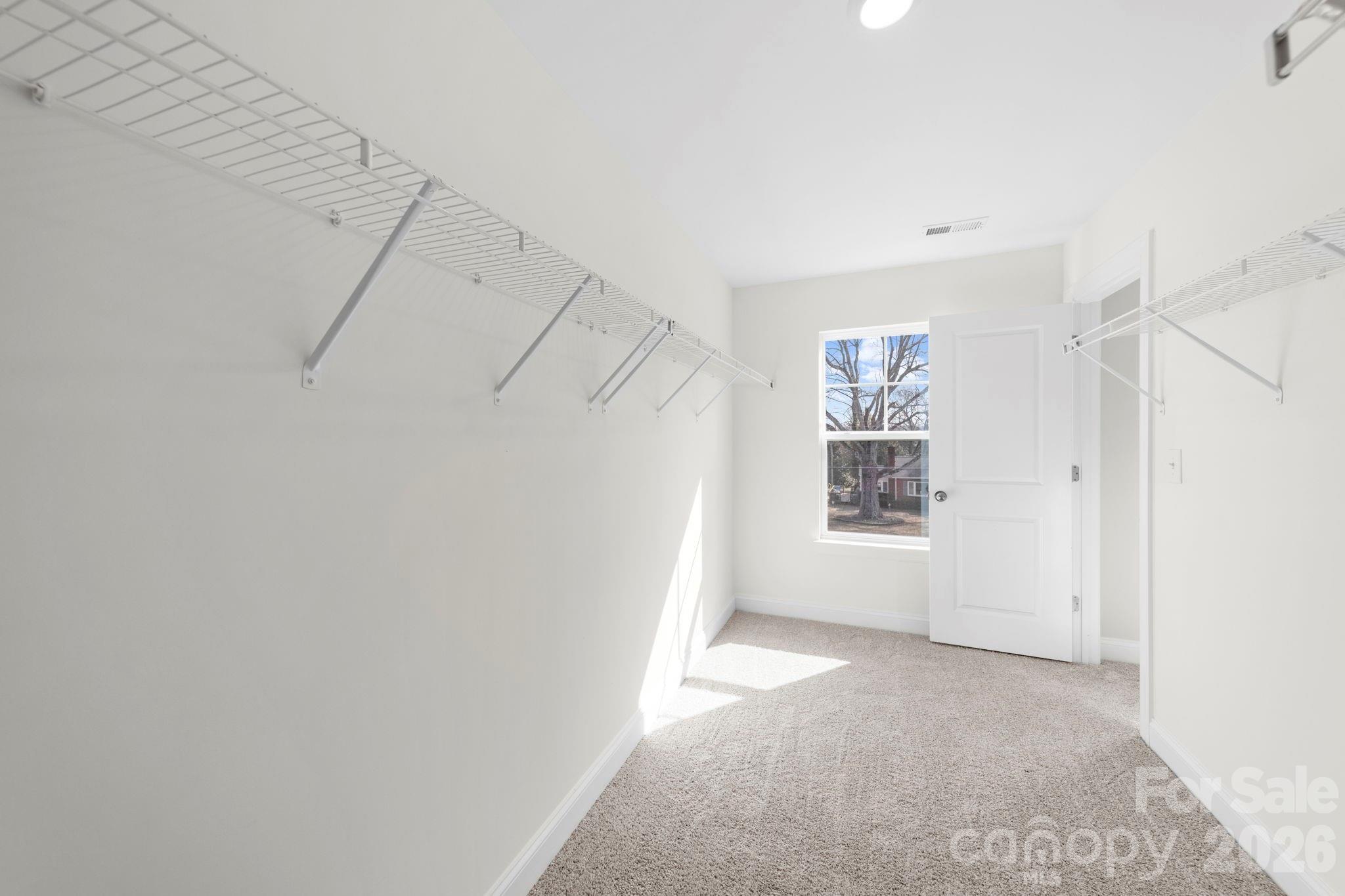 The Enclave at Davis Lake - Residential