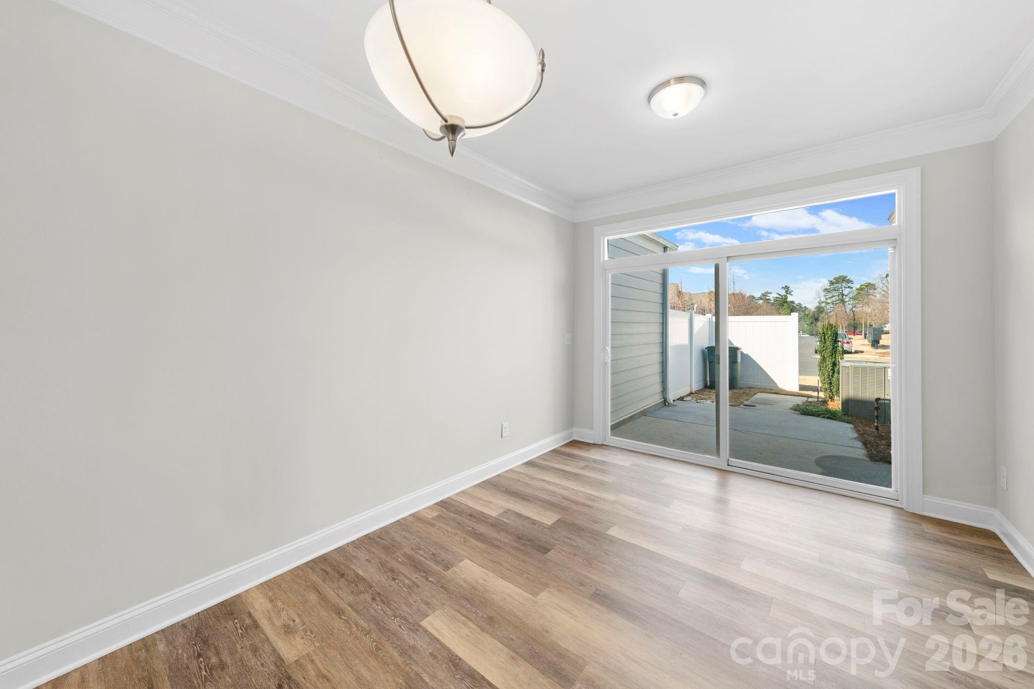 The Enclave at Davis Lake - Residential