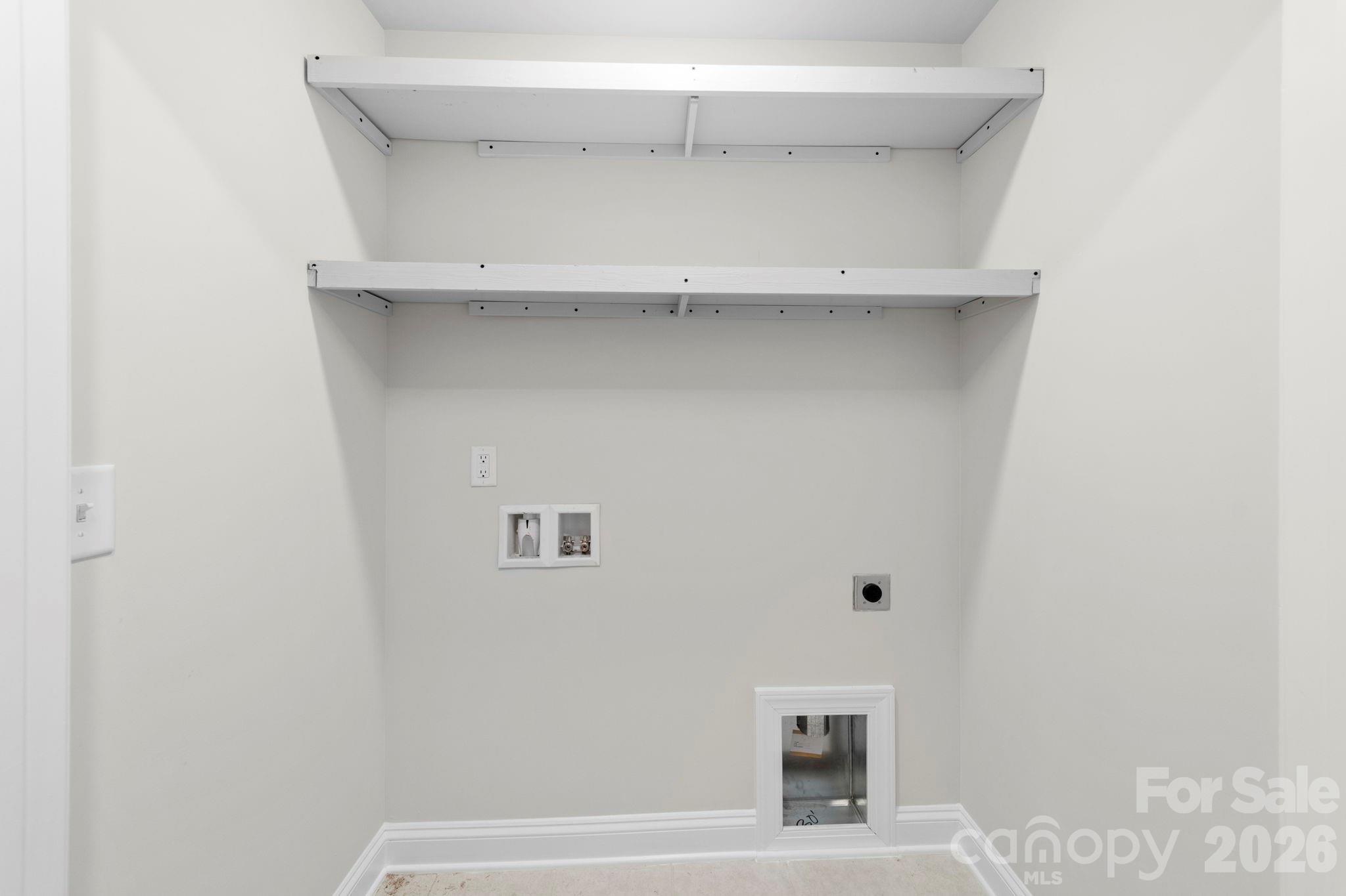 The Enclave at Davis Lake - Residential