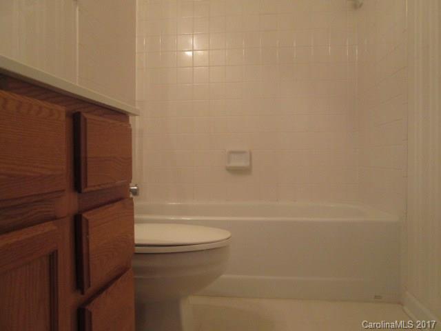 Hubbard Woods - Residential Lease