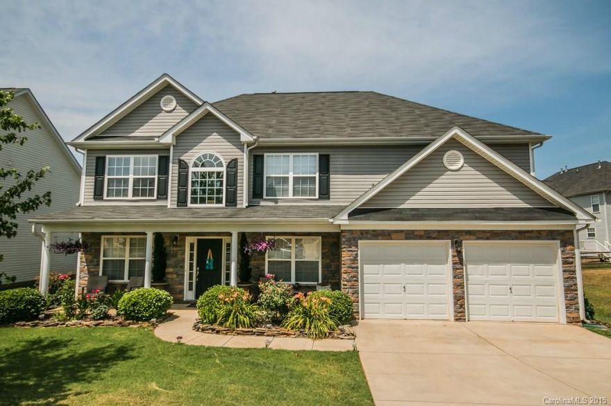 METICULOUS, MOVE IN READY HOME WITH ROCKING CHAIR FRONT PORCH, NEWLY PAINTED INTERIOR, BED/FULL BATH ON MAIN LEVEL. HUGE MASTER SUITE WITH SITTING AREA AND UPGRADED MASTER BATH! PRIVATE, WOODED BACK YARD WITH PATIO!  HOT TUB DOES NOT CONVEY
CLOSE TO GOLF, SHOPPING, LAKE NORMAN AND I-77