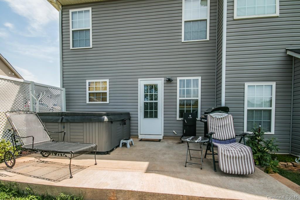 Curtis Pond - Residential