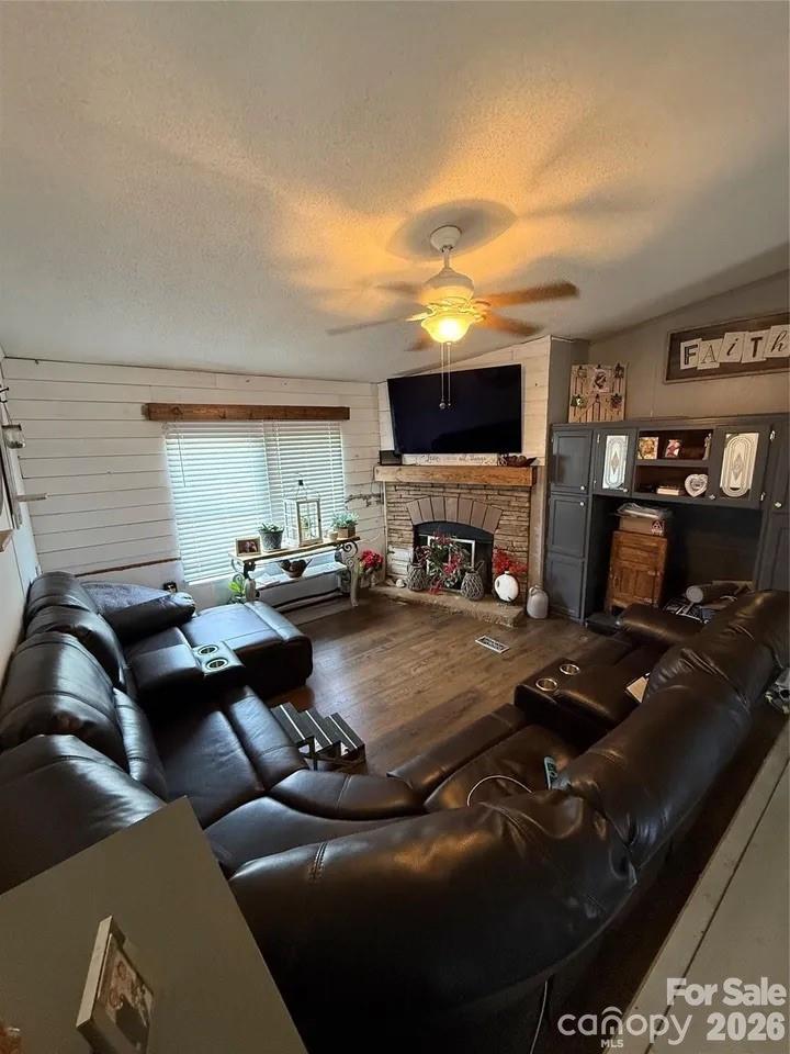 5141 Gold Finch Court