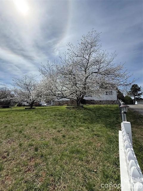 5141 Gold Finch Court Granite Falls NC 28630