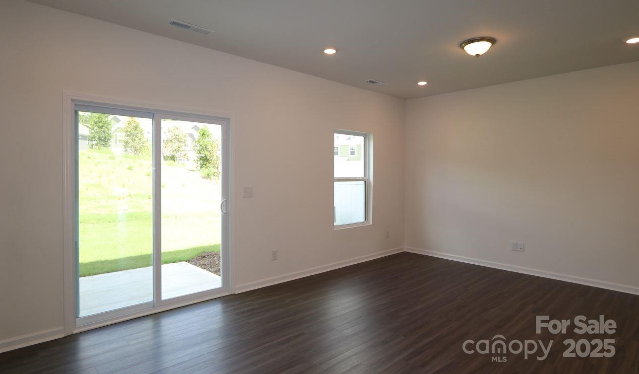 3164 Lilac Grove Drive
