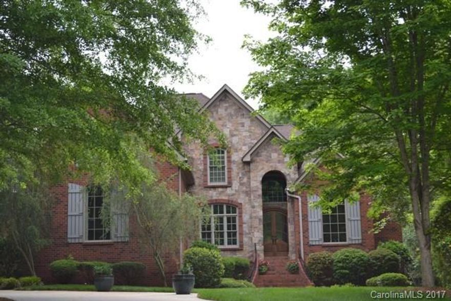 Beautiful brick home on cul-de-sac with tons of custom features.  Lots of room for a growing family.  Lovely master suite on main level, formal dining room, living room, great room and office.  Granite kitchen with work island.  Large bonus room with wet bar, craft room or office also on second level.  There is also office space on main level. Outdoor living at its best!