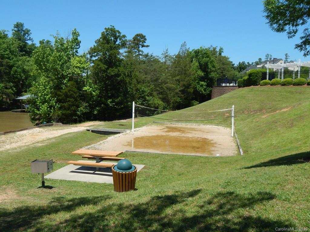 Lake Shore On Lake Wylie - Residential Lease