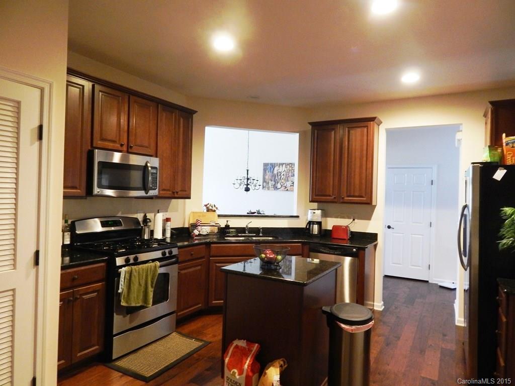 Lake Shore On Lake Wylie - Residential Lease