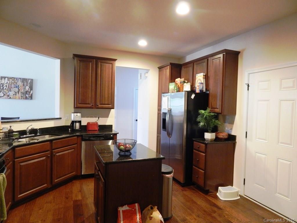 Lake Shore On Lake Wylie - Residential Lease