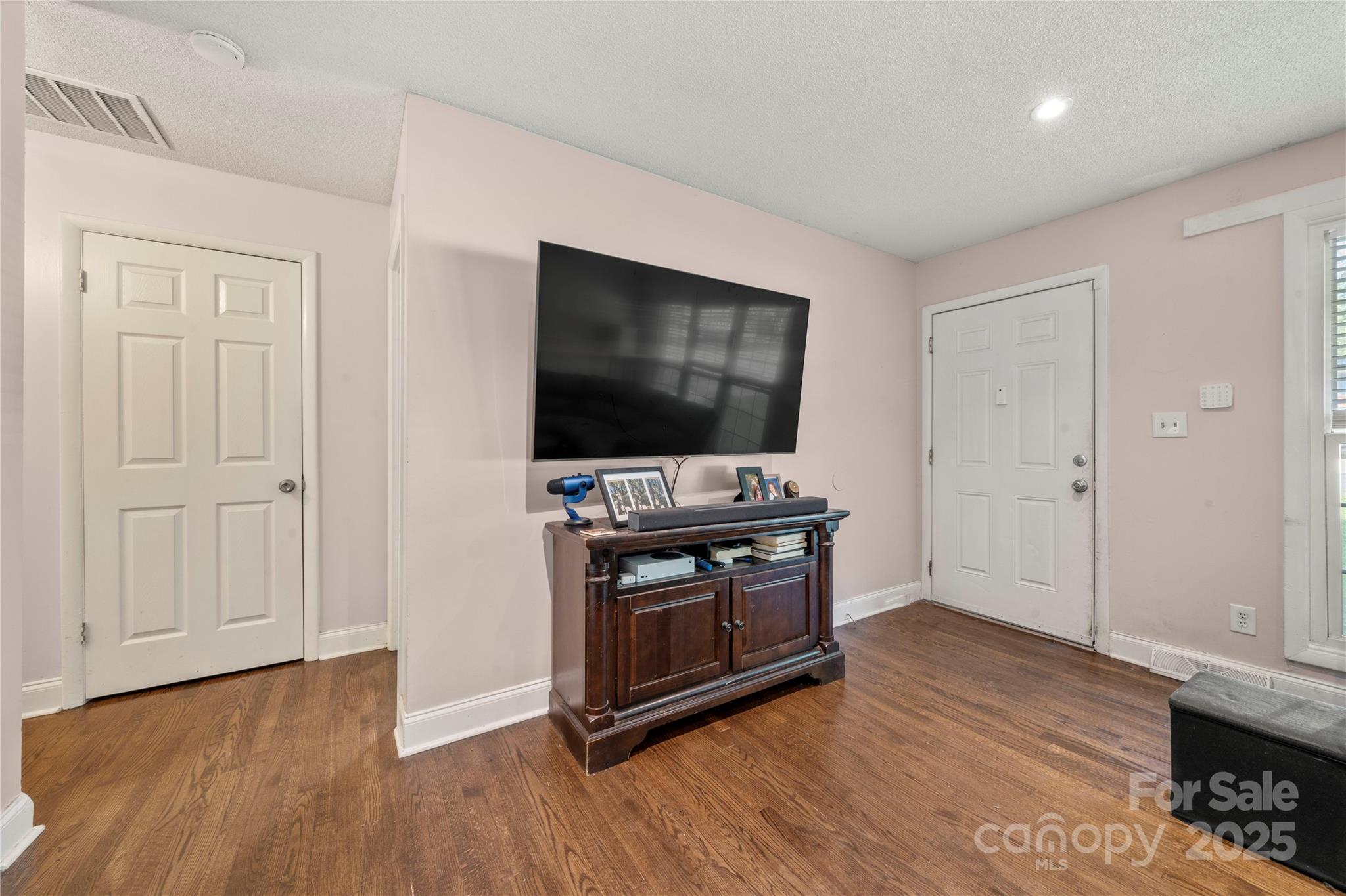 3130 Erskine Drive