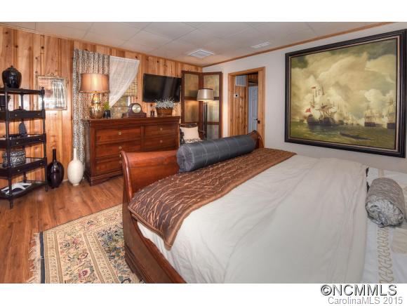 Cabin Cove - Residential