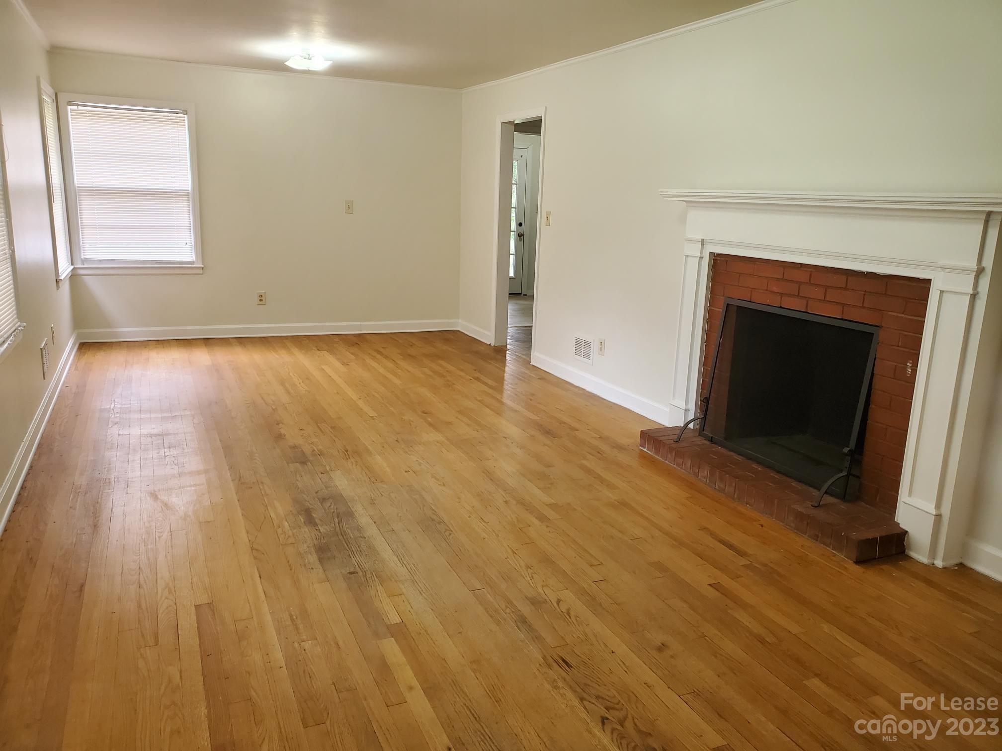 D B Hanna - Residential Lease