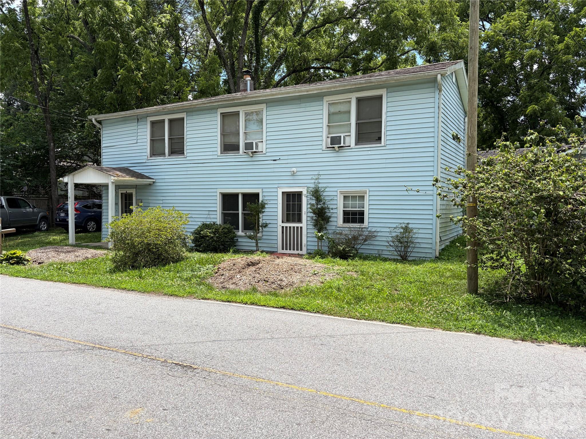 401 N Lakeside Drive