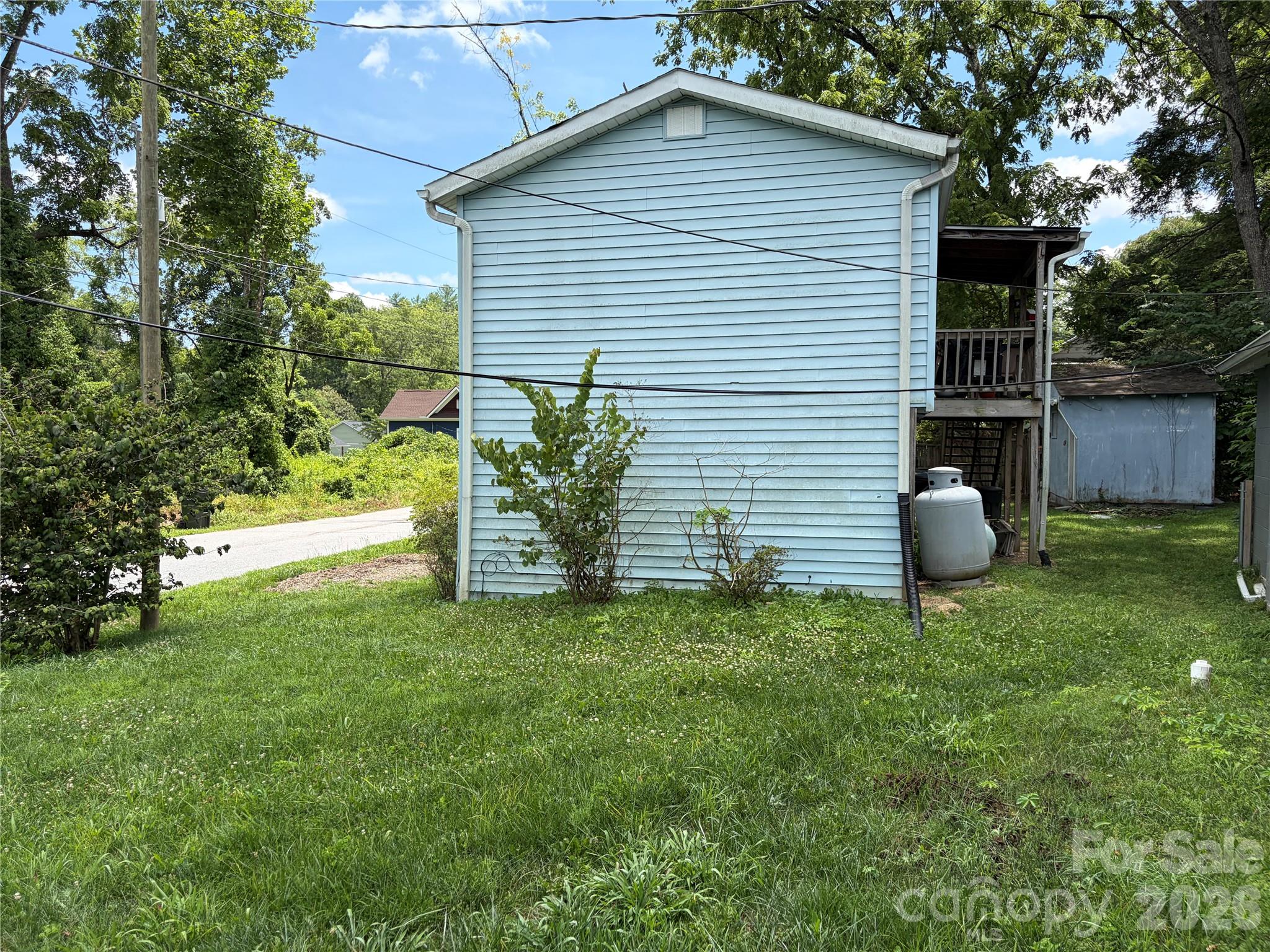 401 N Lakeside Drive