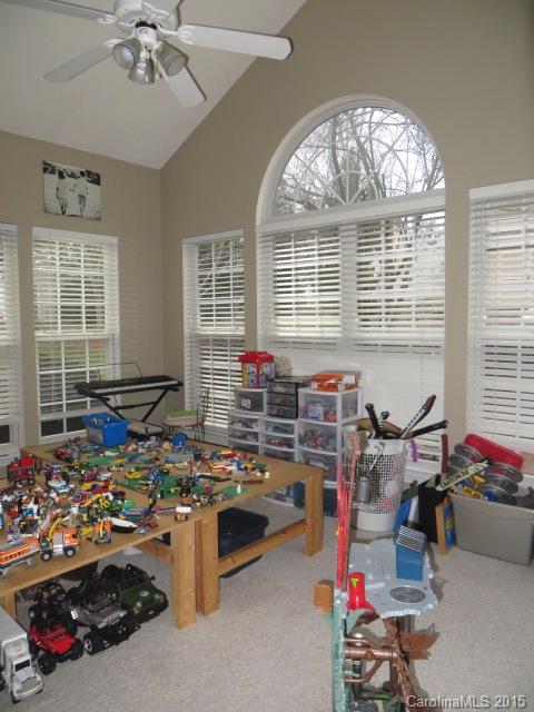 Knightsbridge - Residential