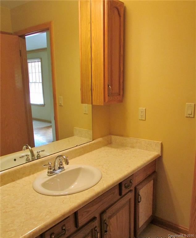 Jefferson Woods - Residential Lease