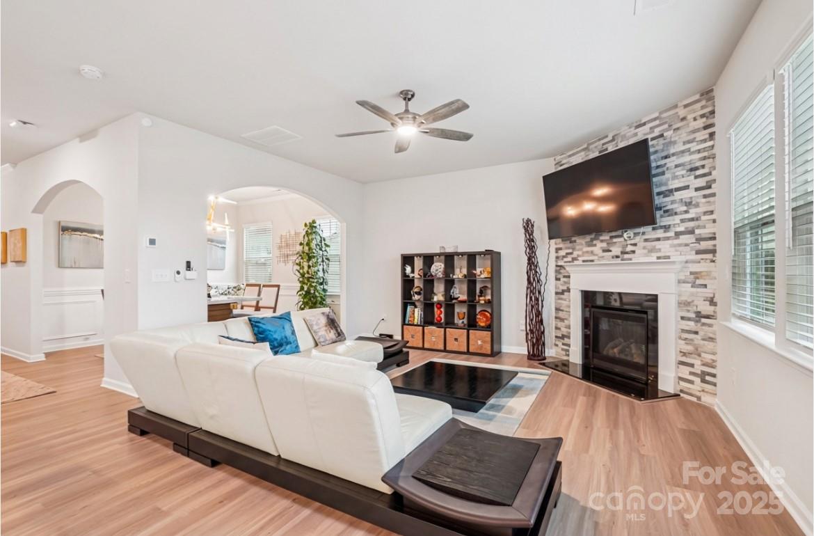 The Palisades - Residential