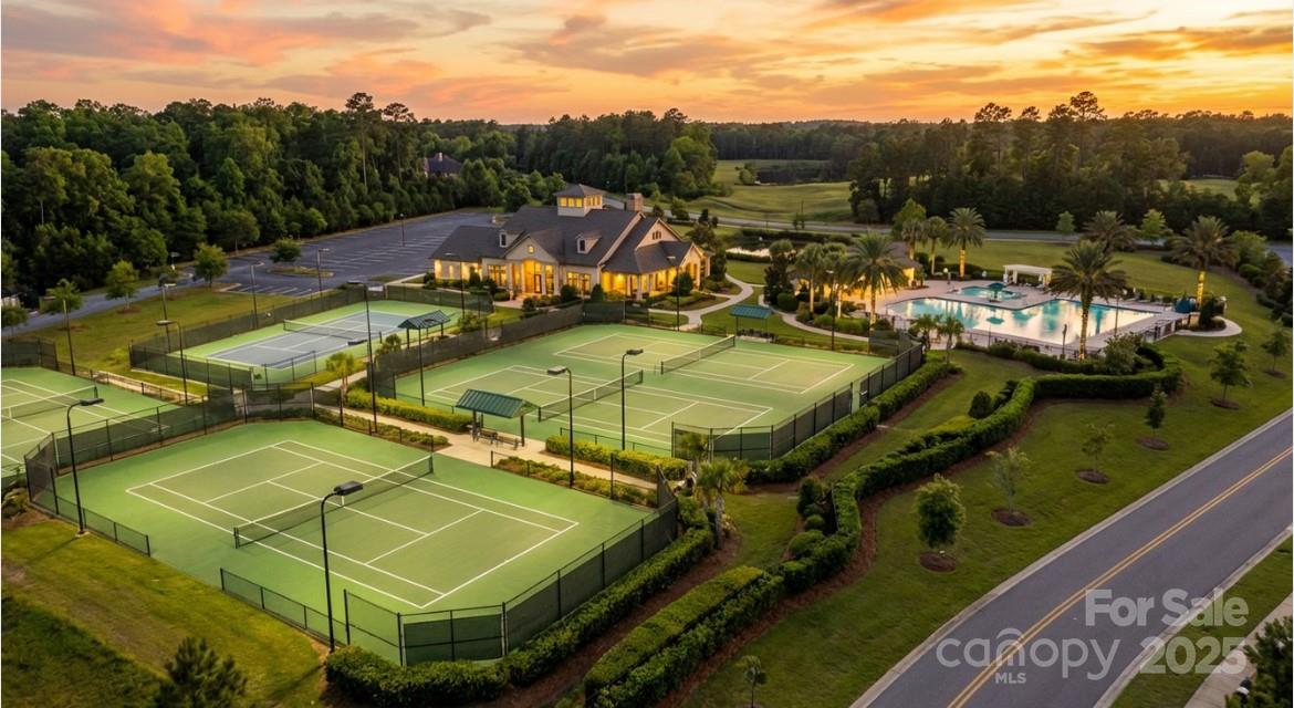 The Palisades - Residential