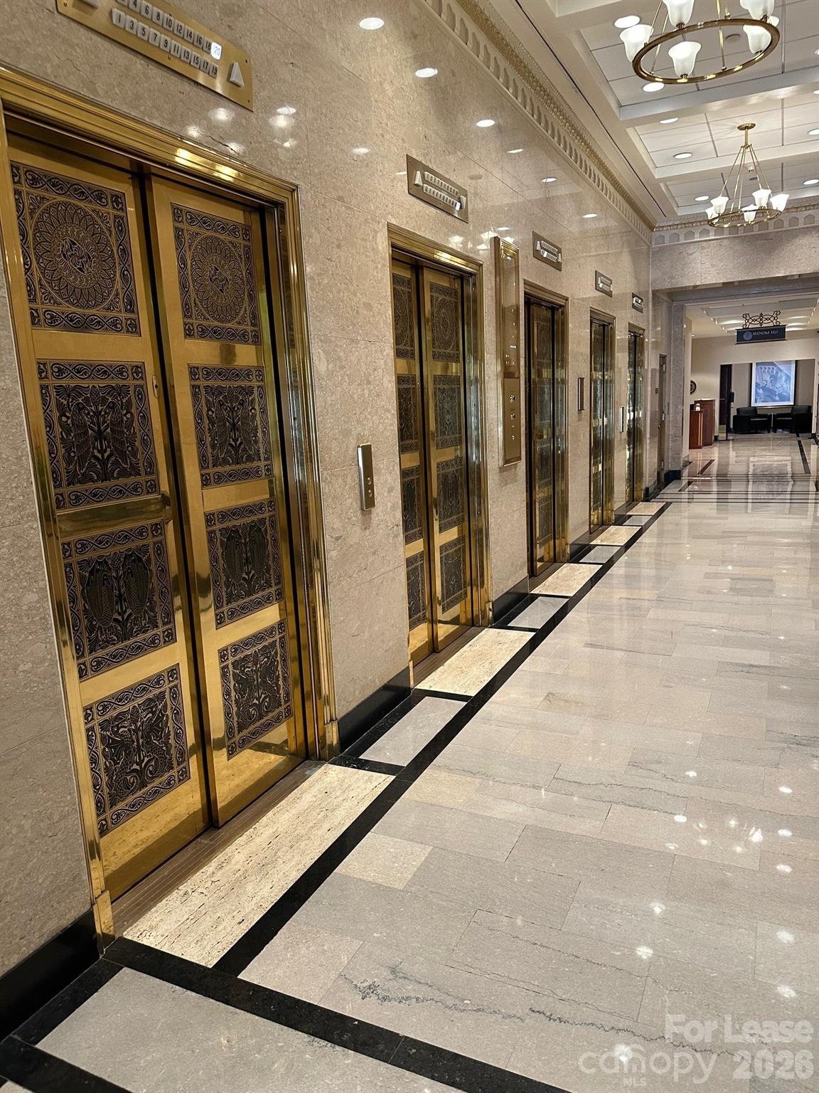 112 S Tryon Street 1250