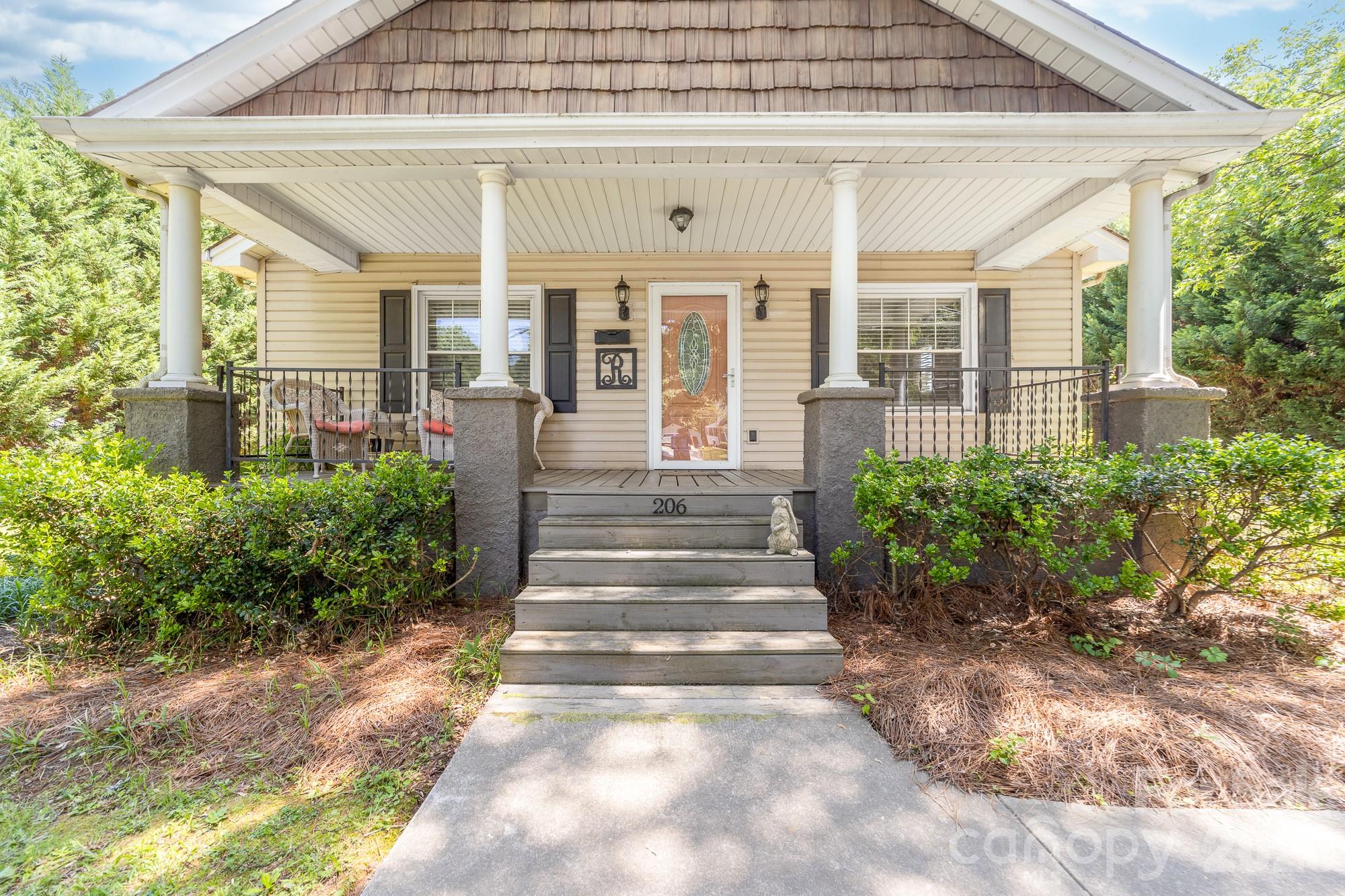 206 Eagle Road