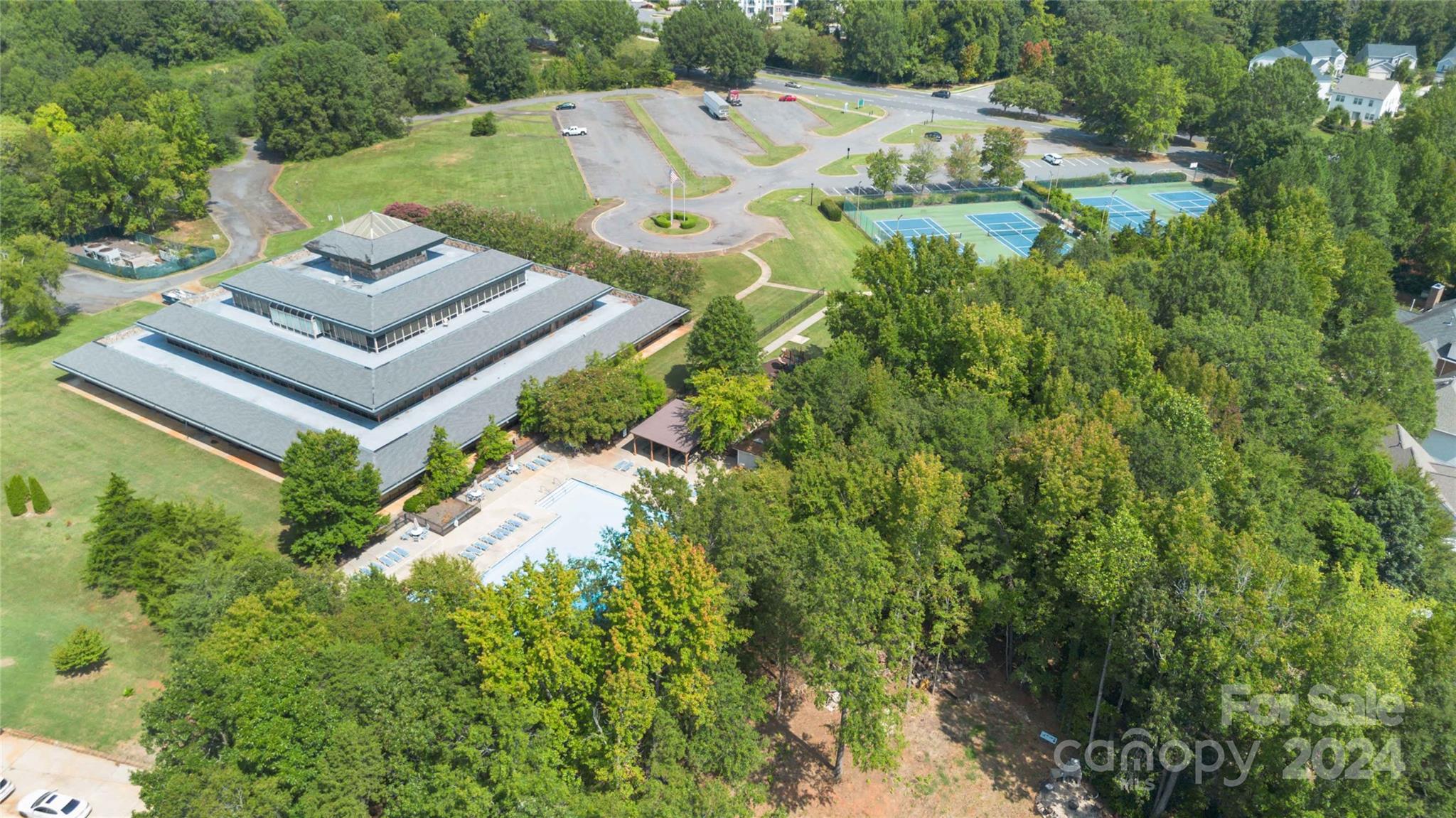 Madison Green - Residential