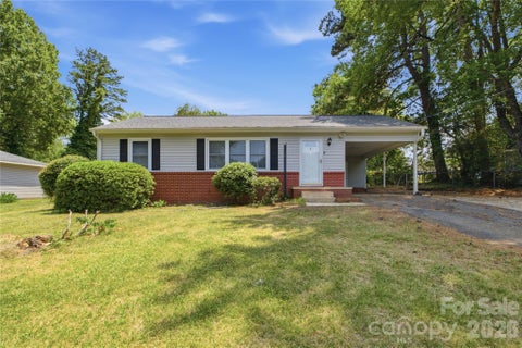 Photo of 1323 Meadowbrook Circle, Salisbury, NC 28144 (MLS # 4398667)