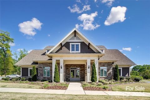 A home in Huntersville