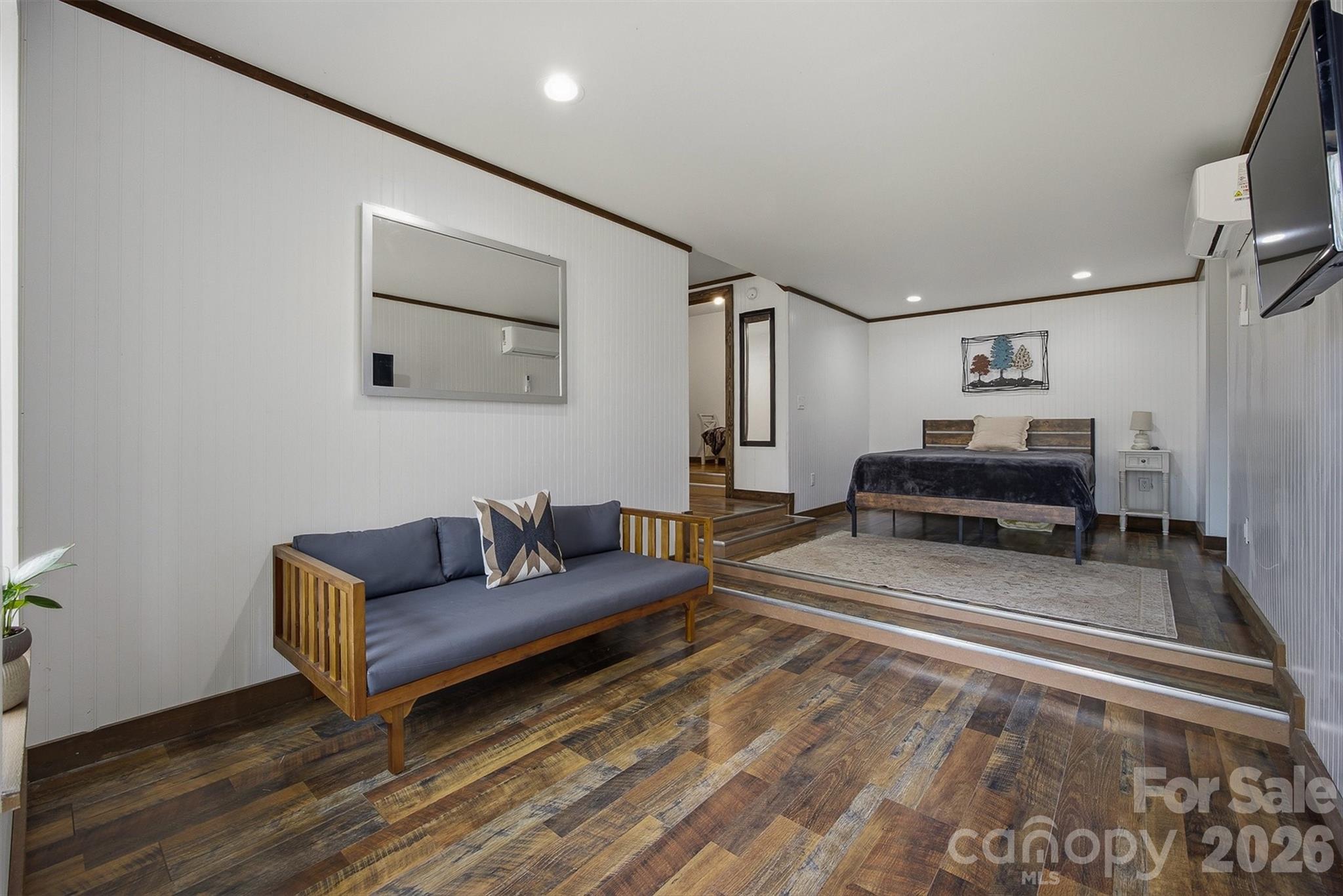 The Arbor at Lake James - Residential