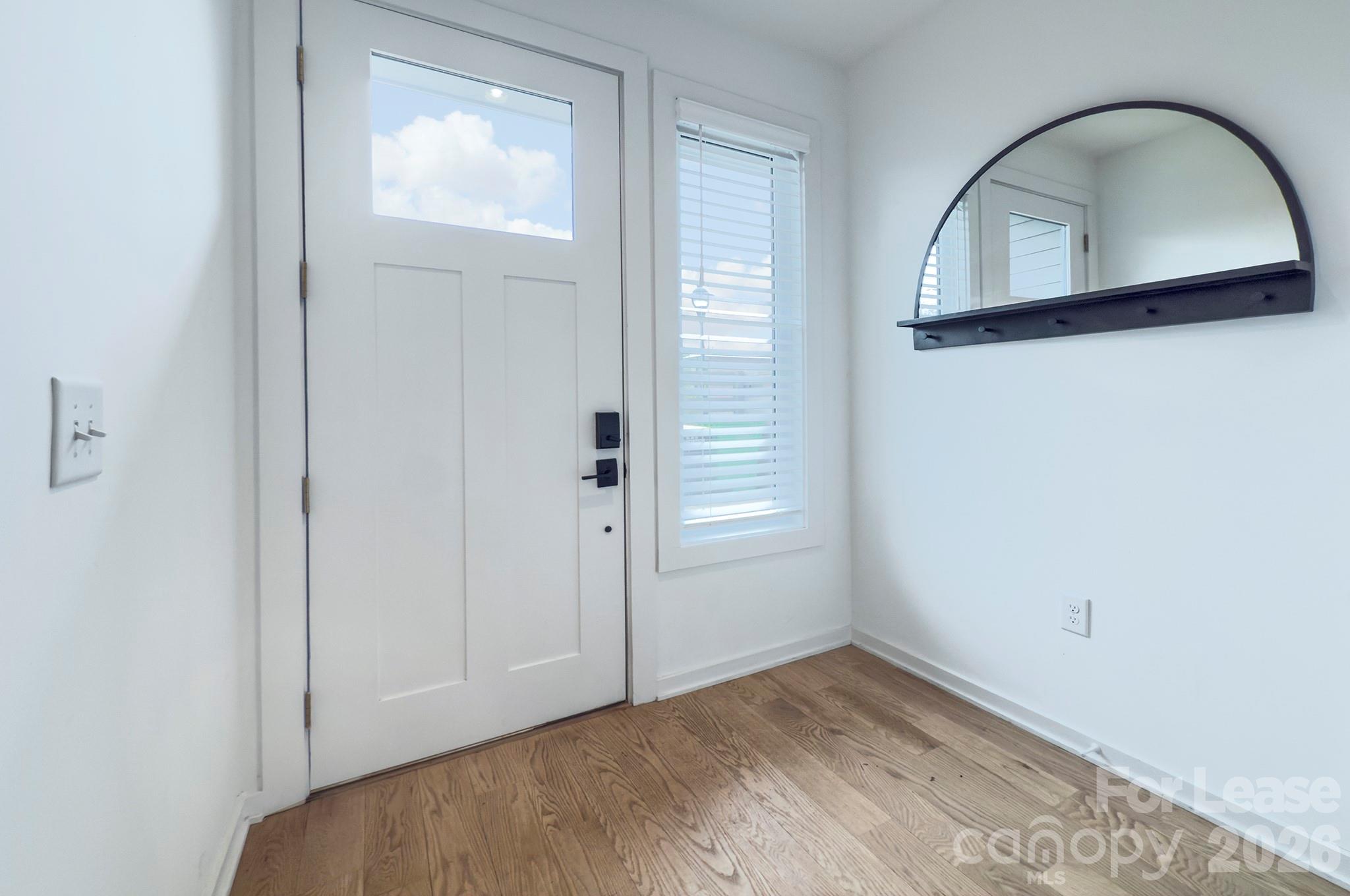 2737 Shenandoah Avenue