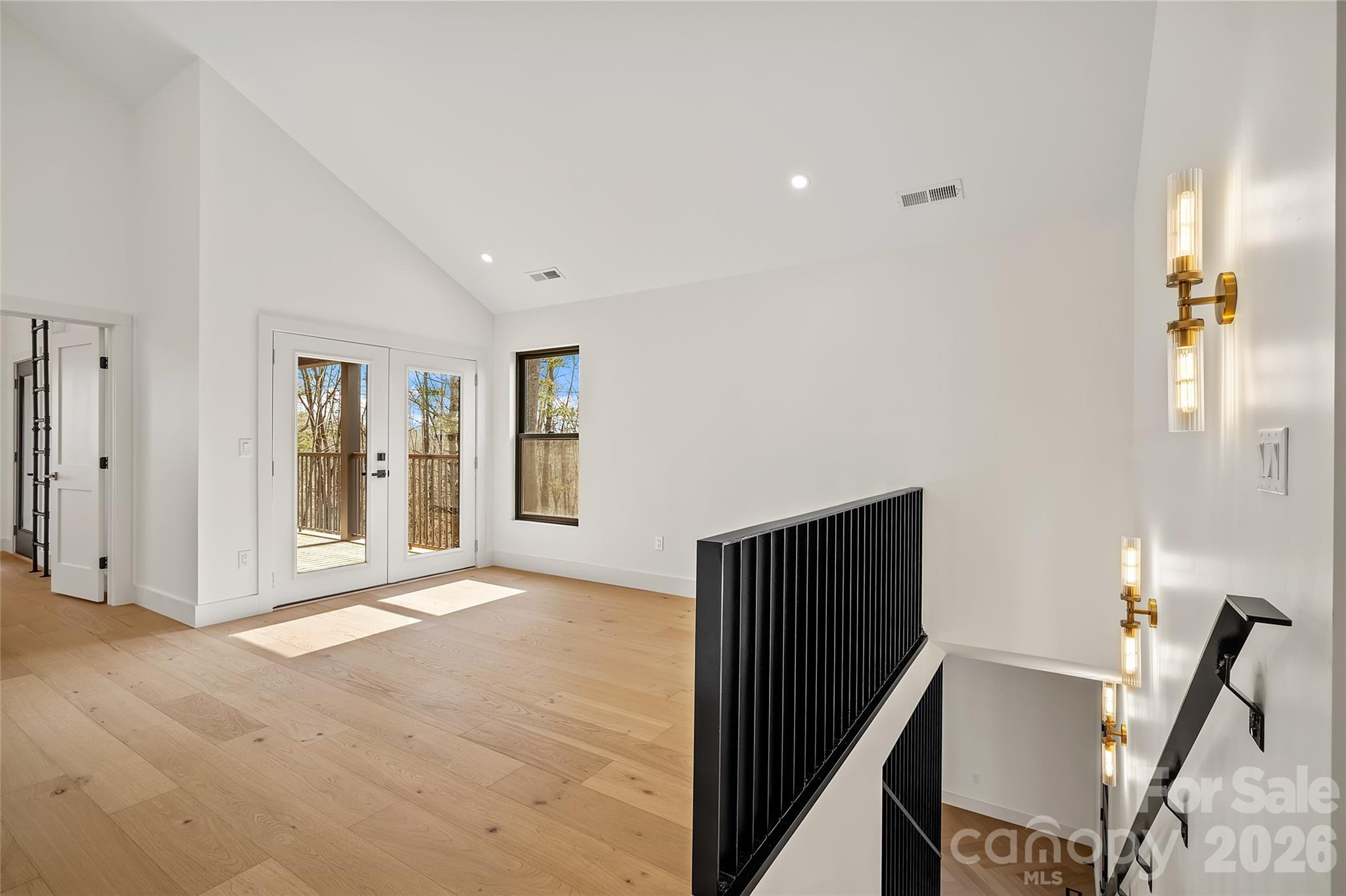 Settlers Cove - Residential