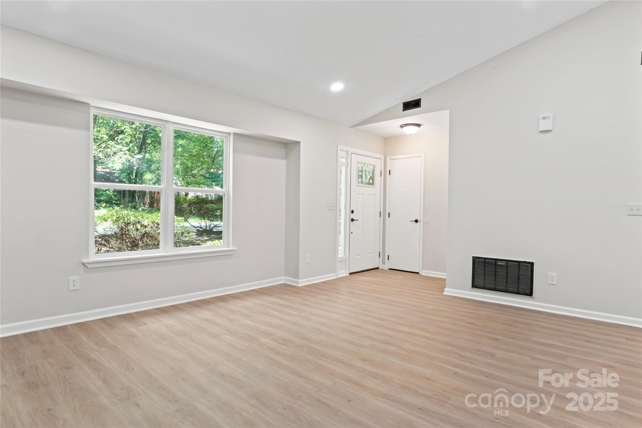 5534 Great Wagon Road