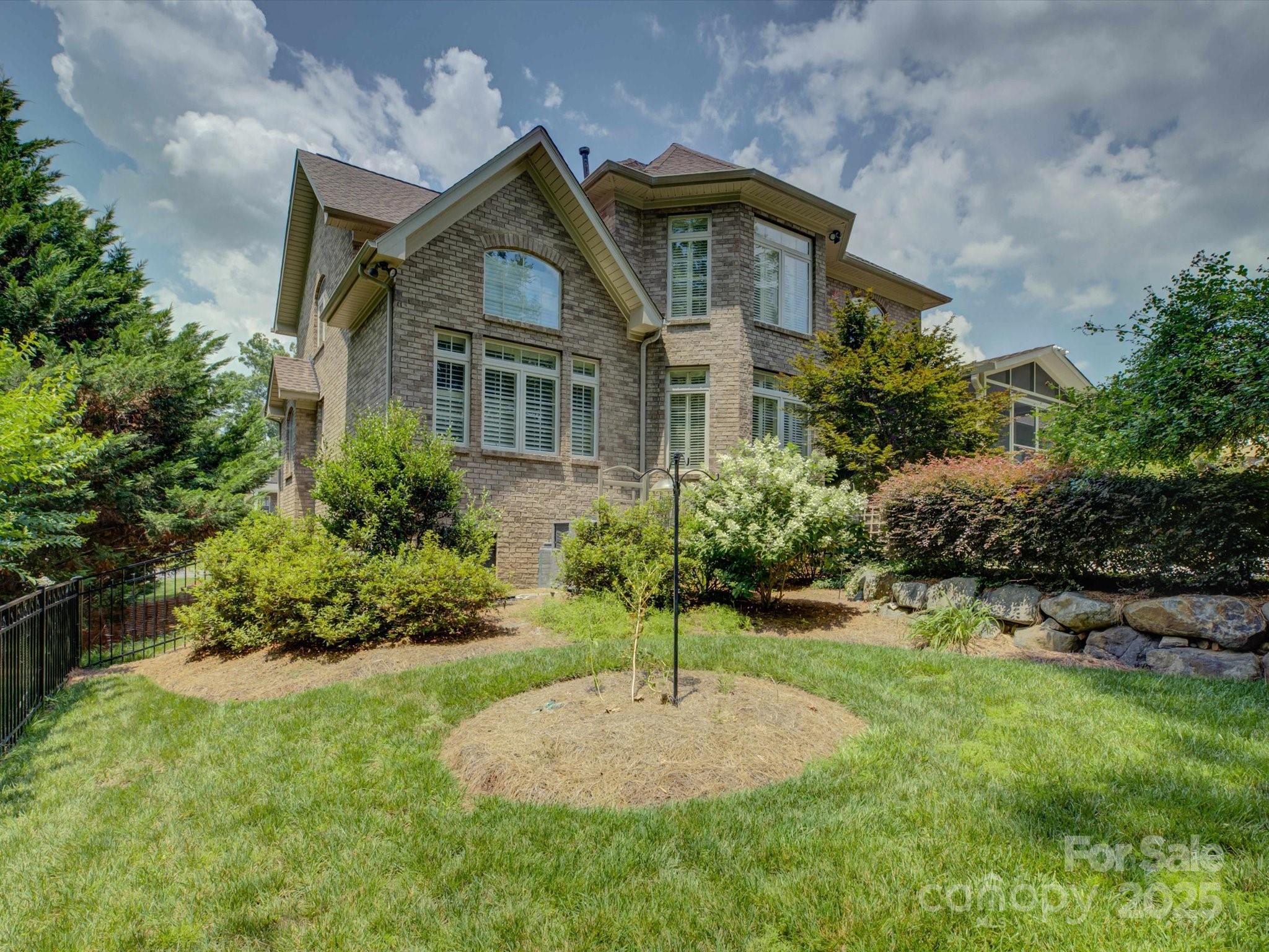 Miller Pond - Residential