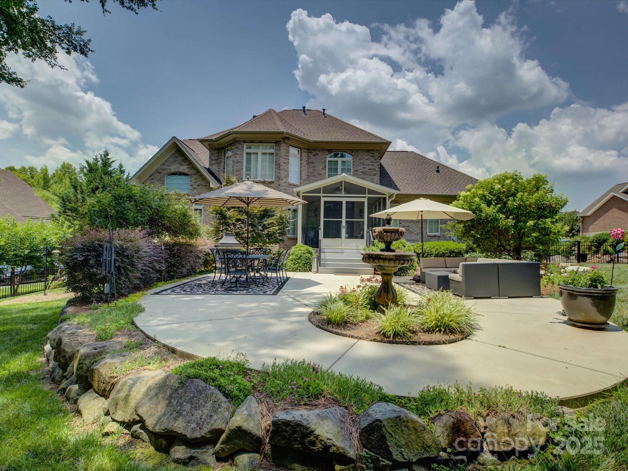 Miller Pond - Residential